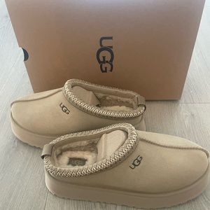 NEW Ugg Tazz slippers